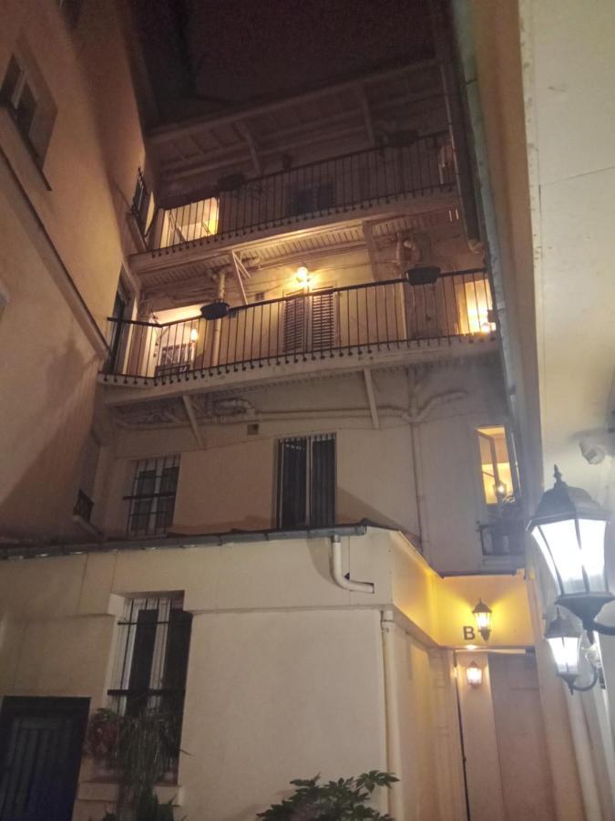 Ferienwohnung 2 Pieces Paris 9 Eme Exterior foto